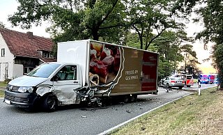 Durch die Kollision entstand an dem Mercedes ein Totalschaden. - Thorsten Heß