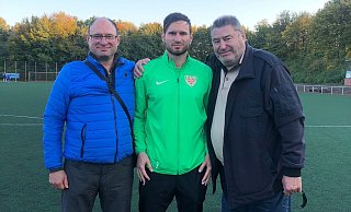 Familienbande: Papa Alex, Andreas und Opa Jakob Janzen sehen sich künftig seltener. - Bentrup