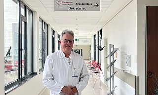Manfred Hilscher ist seit 1. Februar 2023 Leiter der Frauenklinik am Klinikum Herford. - Natalie Gottwald