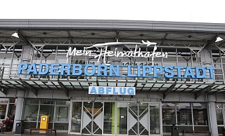Insgesamt 14 Kündigungsschutzverfahren von ehemaligen Beschäftigten des Flughafens Paderborn/Lippstadt werden vor dem Arbeitsgericht verhandelt. - Uwe Müller
