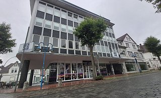 Der Handelshof in Bünde wird seit zwölf Jahren von Tobias und Stefsan Brinkmeier geführt. - Florian Weyand
