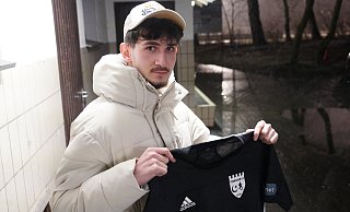 Noch trägt Ali-Emre Cinar das Trikot von Fußball-Bezirksligist Türkgücü Gütersloh. Im Sommer aber schließt sich der 19-Jährige einem neuen Verein an. - Christian Geisler