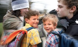 Schulsozialarbeiter sind nicht nur Ansprechpartner für Schüler und Lehrer, auch Eltern bieten sie Hilfestellungen. - Gerald Dunkel
