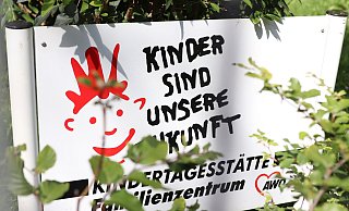 Die AWO als Träger ist derzeit von Kindergartenschließungen am stärksten betroffen und protestiert deshalb auch für eine effektivere Finanzierungsgrundlage. - Alex Lehn