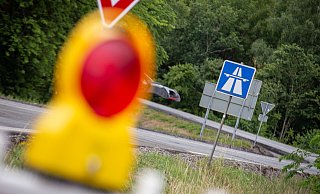 Anschlussstellen der Autobahn 33 bei Paderborn werden demnächst wegen Grünschnitt-Arbeiten zeitweise gesperrt. - Niklas Tüns