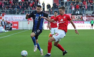 Gerrit Gohlke (l.) verstärkt Arminia wie erwartet. Der Innenverteidiger kommt von Waldhof Mannheim. - IMAGO/Jan Huebner