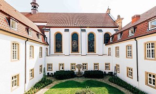 Mit seiner Aktion „Grenzenlos verbunden" macht das Erzbistum Paderborn den Betroffenen der Hochwasserkatastrophe das Angebot, kostenlos Erholung und Begleitung zu finden. - Erzbistum Paderborn