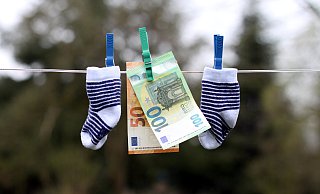 Die Zahl der männlichen Elterngeld-Bezieher steigt, doch die meisten entscheiden sich "nur" für zwei Monate Erziehungsarbeit. - Felix Eisele