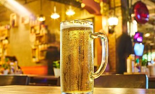 Davon hatte beide offenbar nicht nur ein Glas konsumiert. - Symolbild: Pixabay
