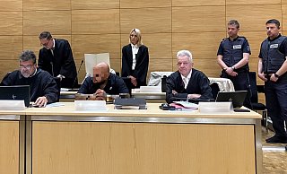 Die Verteidigung der Hells Angels fordert Antworten zur Rocker-Vergangenheit des Belastungszeugen. Doch der weigert sich. - Jens Reichenbach