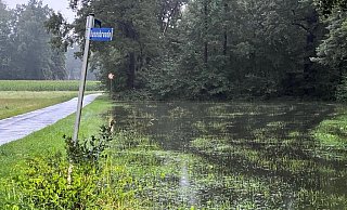 Heftige Unwetter haben in den Gütersloher Ortsteilen Isselhorst und Avenwedde teils für Überschwemmungen und vollgelaufene Keller gesorgt. - Jeanette Salzmann