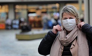 Masken schützen gegen Tröpfcheninfektionen. - Frank-Michael Kiel-Steinkamp