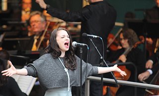 Sopranistin Galina Benevich zieht das Publikum in ihren Bann. - Burkhard Battran