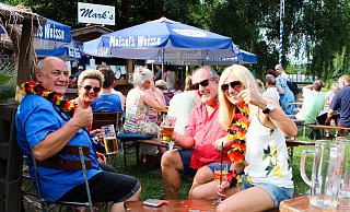 Lassen es sich gut gehen: Andreas, Tanja, Ralf und Gabi - Yvonne Gottschlich