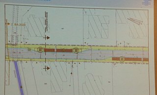 Der obere, linke Gehweg der Bahnhofstraße in Richtung Innenstadt wird auf 2,80 Meter verbreitert. - Burkhard Battran