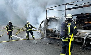 Der Transporter brannte komplett aus. - Jürgen Mahncke