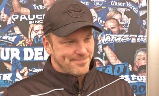 Lukas Kwasniok freut sich über die Rückkehr in den Trainingsbetrieb und das kommende Trainingslager des SC Paderborn in Spanien. - Screenshot NW