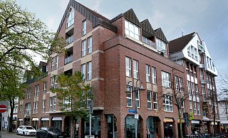 Werden frei gehalten: Im Gebäude Strengerstraße kann die Stadt, sofern die Politik ihr Okay gibt, kurzfristig Räume mieten. - Andreas Frücht