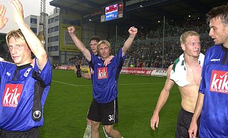 2002: Arminia steigt in die erste Bundesliga auf. - Wolfgang Rudolf