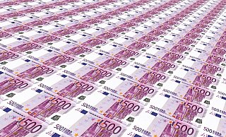 Ein Geschäftsmann soll Millionenbeträge veruntreut haben. Dafür stand er vor Gericht. - Pixabay (Themenbild)