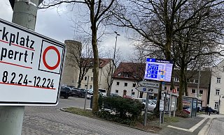 Informationen wie Sperrzeiten von Parkplätzen sollen zukünftig im Parkleitsystem eingespielt werden und somit bereits im Vorfeld helfen, den Verkehr im Bereich des Inneren Rings zu steuern. - Marc Schröder