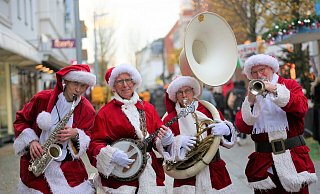 Die „Dixi Band“ aus Holland ist auch in diesem Jahr wieder Teil des Programms in der Bünder Innenstadt. - Gerald Dunkel