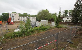 Die Bauarbeiten für das neue Wohnquartier am Siekertal (hier der Blick von der Schützenstraße) haben begonnen. - Ulf Hanke