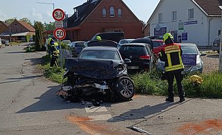 Das Auto hat einen Totalschaden - Claus Frickemeier
