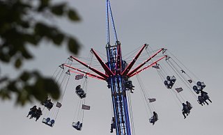 Der "Big Ben Tower" ist zum ersten Mal beim Kirschblütenfest dabei. - Jan-Henrik Gerdener