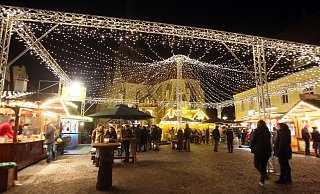 Viele Menschen freuen sich auf das Herforder Weihnachtslicht. - Frank-Michael Kiel-Steinkamp (Archivbild)
