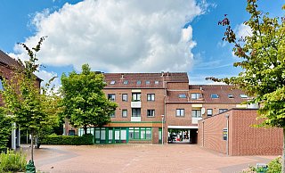Der Innenhof der Lohmannshof-Siedlung gehört der Stadt Bielefeld. - Stefan Becker