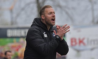 Trainer Daniel Brinkmann arbeitet mit dem SC Wiedenbrück am sportlichen Klassenerhalt. - Jens Dünhölter