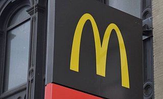 Großkonzern: Insgesamt hat McDonald's weltweit mehr als 200.000 Mitarbeiter. - Mareike Patock (Archiv/Symbolbild)
