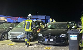 Tatort Herforder Straße: Der Brandstifter nahm einen BMW ins Visier. - Charlotte Mahncke