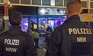 Polizei, Zoll und Co. nahmen wieder Betriebe in Gütersloh und Verl in den Blick. - Symbolfoto/dpa