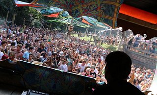 Beliebt: Jährlich zieht das Wonderland-Festival mit seiner besonderen Atmosphäre um die 8.000 Menschen an. - Archiv: Sonja Rohlfing