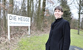 Sandra Legge arbeitet als Bildungsreferentin und Leitungsassistenz auf der Hegge bei Niesen. - Simone Flörke