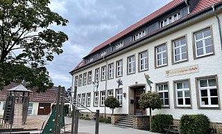 Die Astrid-Lindgren-Schule in Salzkotten hat „emotionale und soziale Entwicklung“ als Förderschwerpunkt. Weil eine nötige Erweiterung des Gebäudes schwierig ist, könnte dieser Standort aufgegeben werden. - Carola Drabon