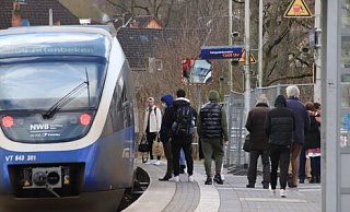 Die Eggebahn wird im Kreis Höxter von zahlreichen Reisenden genutzt. Jeder Veränderung ist, gerade für Pendler, von großer Bedeutung. - David Schellenberg