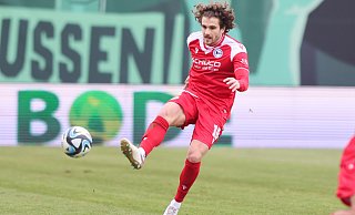 Mael Corboz war bei seinem Debüt über weite Strecken Dreh- und Angelpunkt im Arminia-Spiel. - Oliver Krato