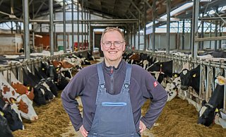 Landwirt Stefan Weskamp sieht seine Zukunft und die seiner Familie untrennbar mit dem Hof in Herste verbunden. - Kulturland
