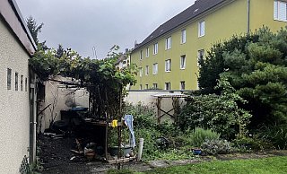 Die Gartenhütte an der Bleichstraße in Bielefeld war nach dem Brand komplett zerstört. - Jens Reichenbach