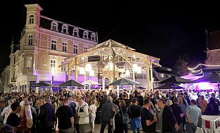Auf allen Plätzen ist an Hoeker-Fest-Abenden etwas los. - Frank-Michael Kiel-Steinkamp