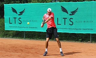 Während des gesamten Turniers ohne Satzverlust geblieben: Der neue LTS-Cup-Sieger Lennart Zynga vom TC BW Halle. - Yvonne Gottschlich