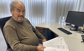 Rainer Bültemeier hat den Schriftverkehr mit EON und mit WW aufbewahrt. - Dirk Windmöller Rainer Bültemeier hat den Schriftverkehr mit EON und mit WW aufbewahrt. - Dirk Windmöller