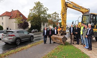 Für die meisten Verkehrsteilnehmer ist die Hauptstraße in Wiedenbrück abschnittweise komplett gesperrt. Los geht es schon in wenigen Wochen. - Marion Pokorra