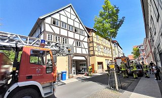 Feuerwehreinsatz an der Sternstraße in Warburg. - Simone Flörke