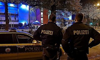 Die Polizei musste am Wochenende zu verschiedenen Gewaltdelikten im Kreis Herford ausrücken. - Polizei Herford (Symbolfoto)