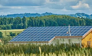 Wichtig für die Energiewende: Freiflächen-Photovoltaik ist bei der CDU ein Thema. - Symbolbild: Pixabay