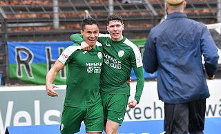 Alan Firmino Dantas (l.) und Ilias Illig dürften nach dem Ausfall von Markus Esko gegen Finnentrop und gegen Bövinghausen erste Wahl auf den Außenbahnen des FC Gütersloh sein. - Jens Dünhölter